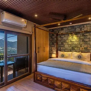 Villa Stayvista At Residences By Tarika - Bonfire And Courtyard 